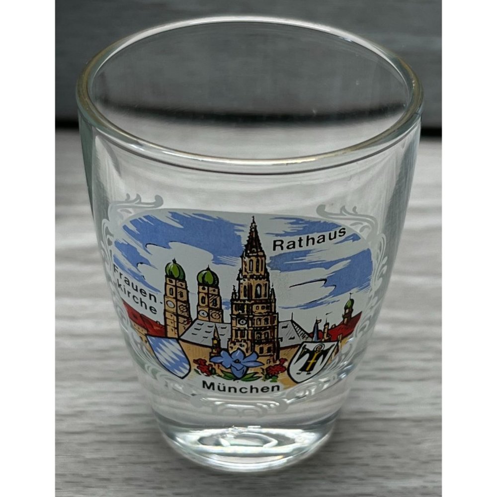 Munchen Germany Shot Glass Vintage Rathaus Frauen Kirche City View